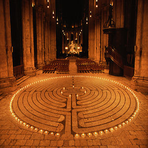 chartres labyrinth